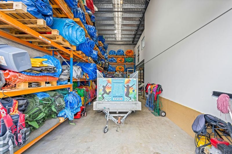 2/210 Queensport Road