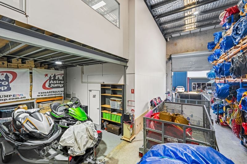2/210 Queensport Road