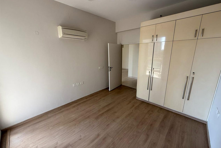 DLF Ultima: Luxury  Residential Apartment for Sale in Gurugram