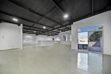 Unit 2/21 Chicago Avenue