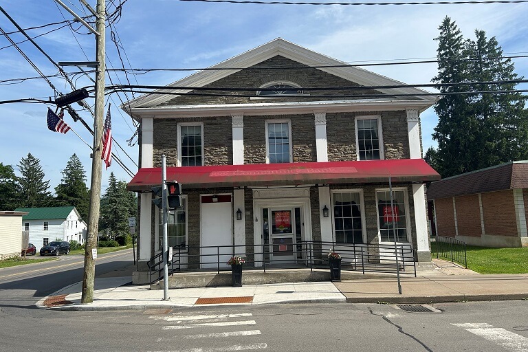 A2-132 Main Street