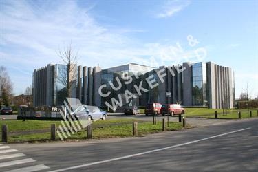 Avenue Einstein, 2-2a