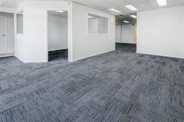 2/58 Yarraman Place