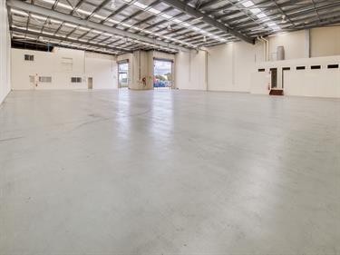 2/58 Yarraman Place