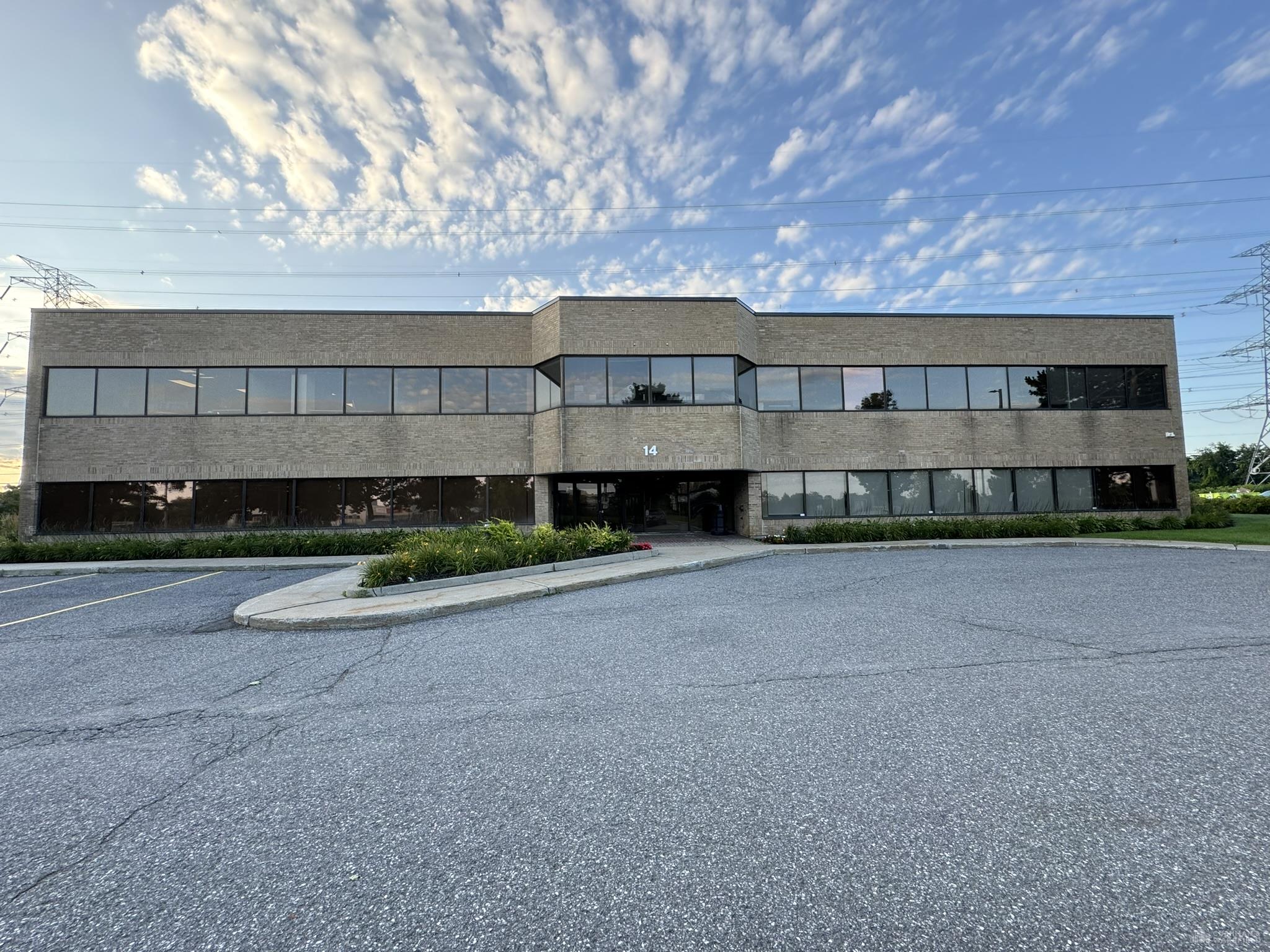 Ottawa - Office
