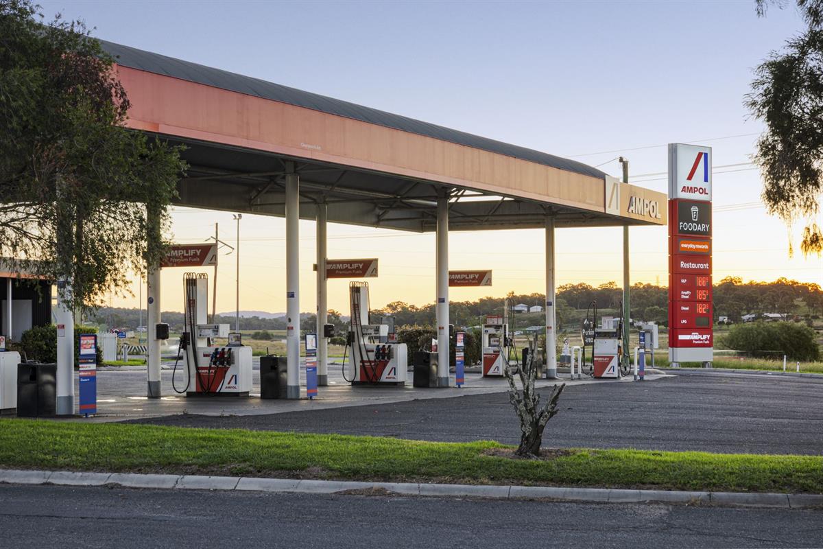 13015 Cunningham Highway