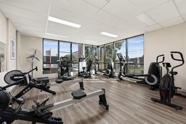 Unit 1/80 Mills Road