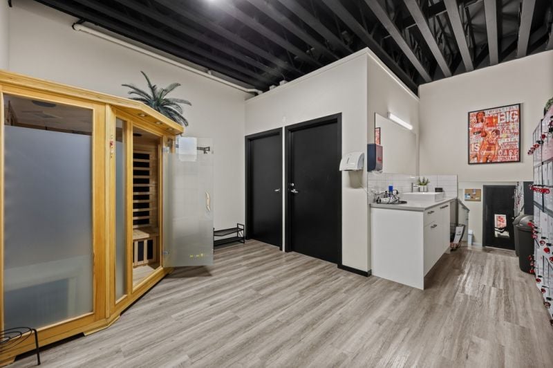 Unit 1/80 Mills Road