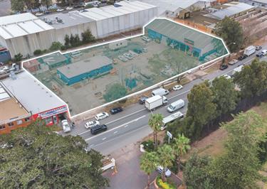 1729 Botany Road