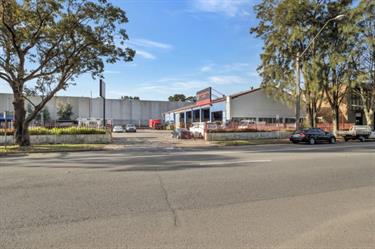 1729 Botany Road