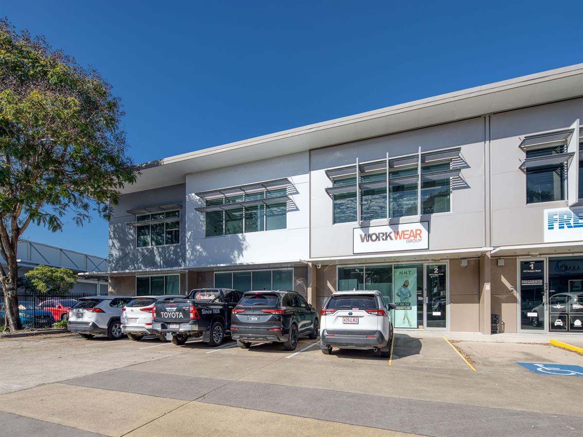 4B / 441 Nudgee Rd