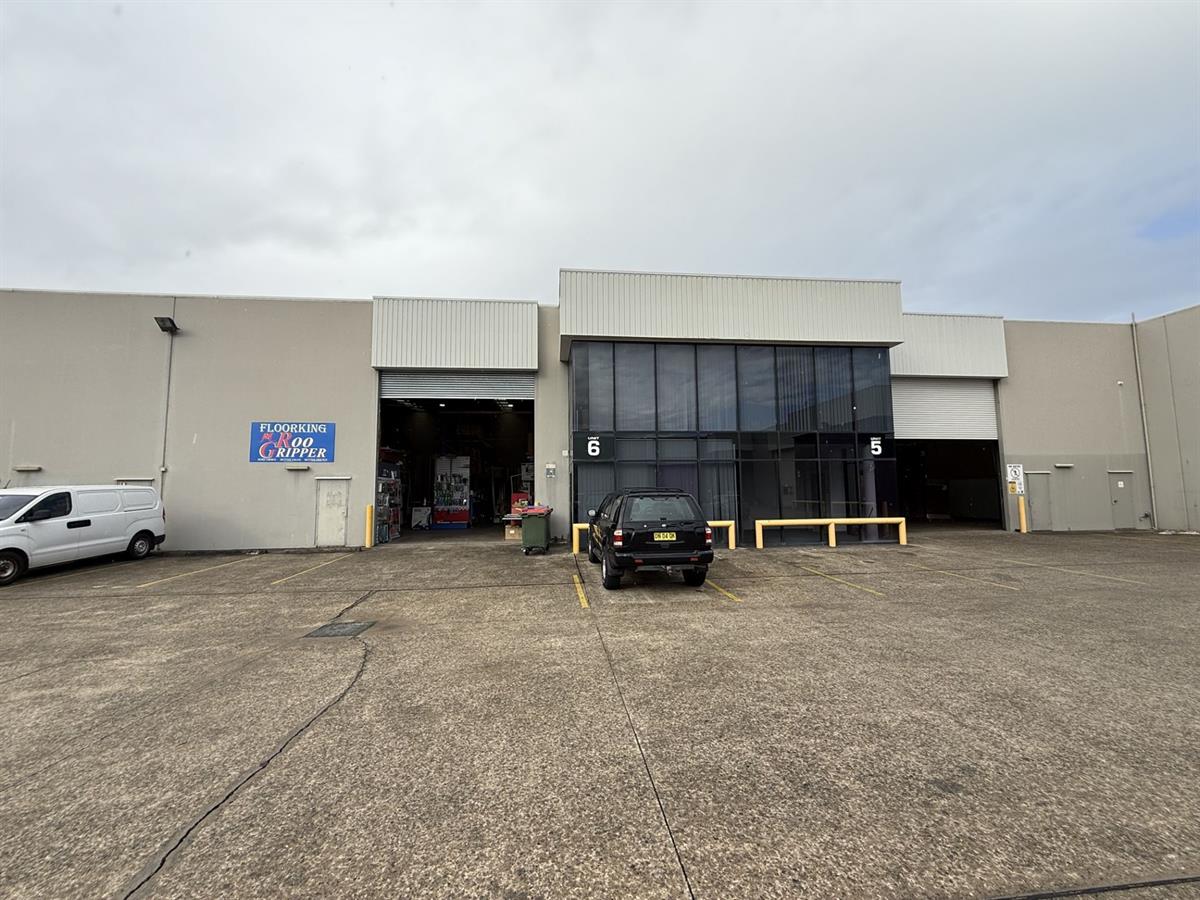 Unit 2 & 6/5-7 Deadman Road