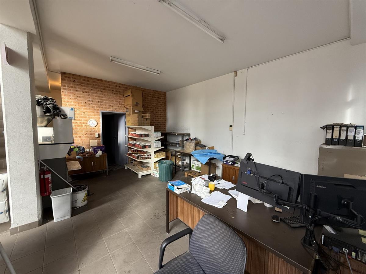 Unit 2 & 6/5-7 Deadman Road