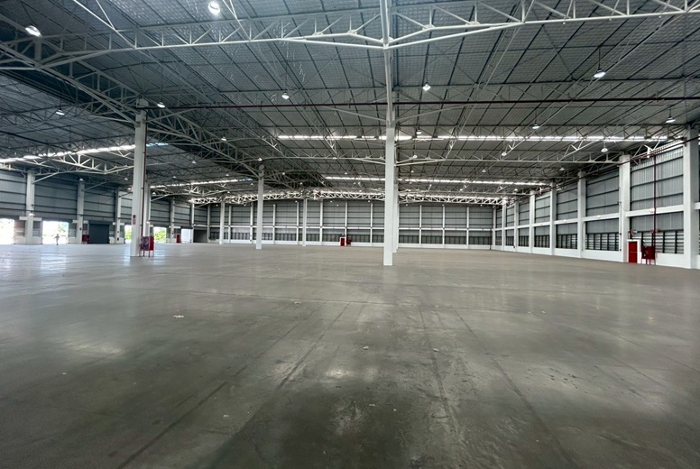 Warehouse For Rent 10,000 - 20,000 sqm. at Bangna Km.23