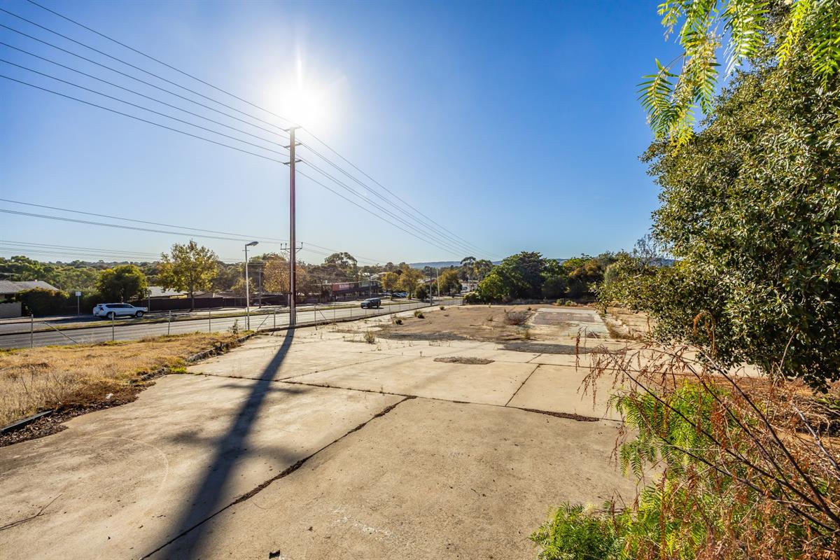 846-848 Grand Junction Road