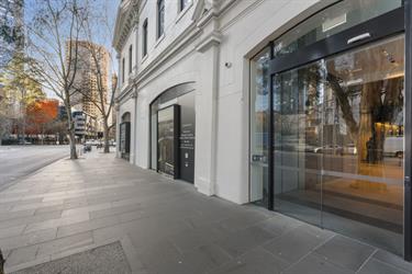 70 Southbank Boulevard