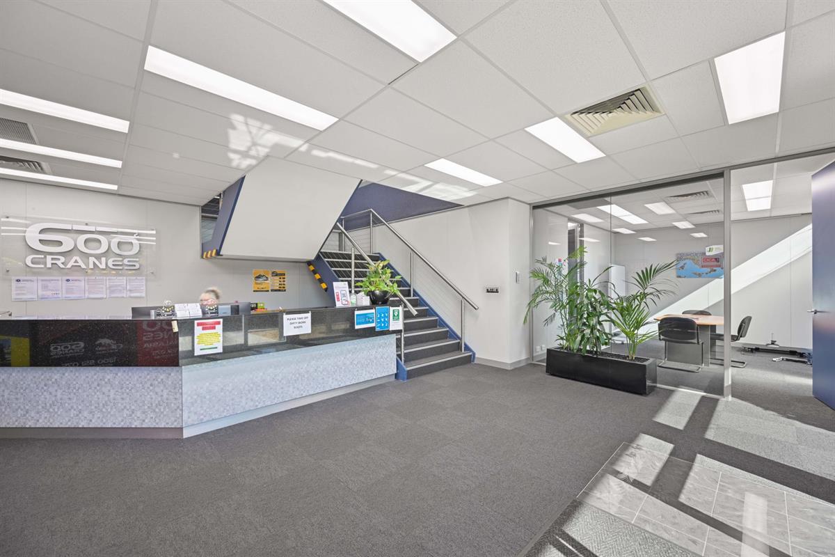 11 Kingston Park Court