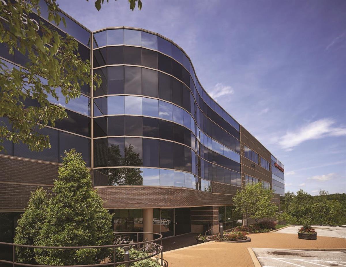 Sunset Hills - Office