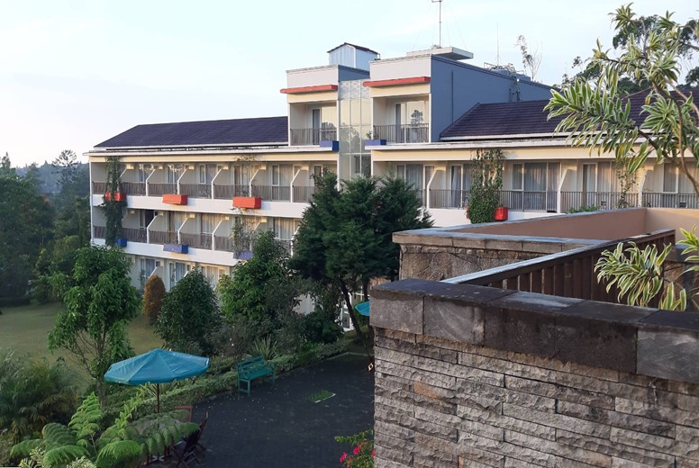 Hotel 2