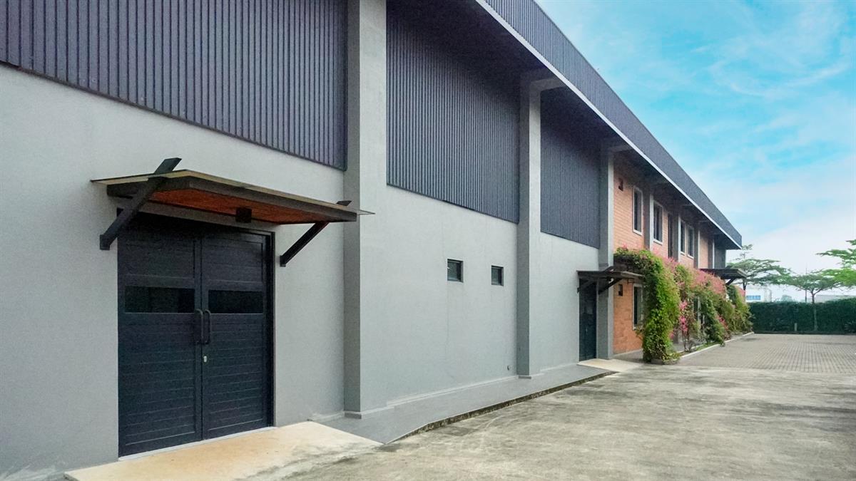 Facade 2