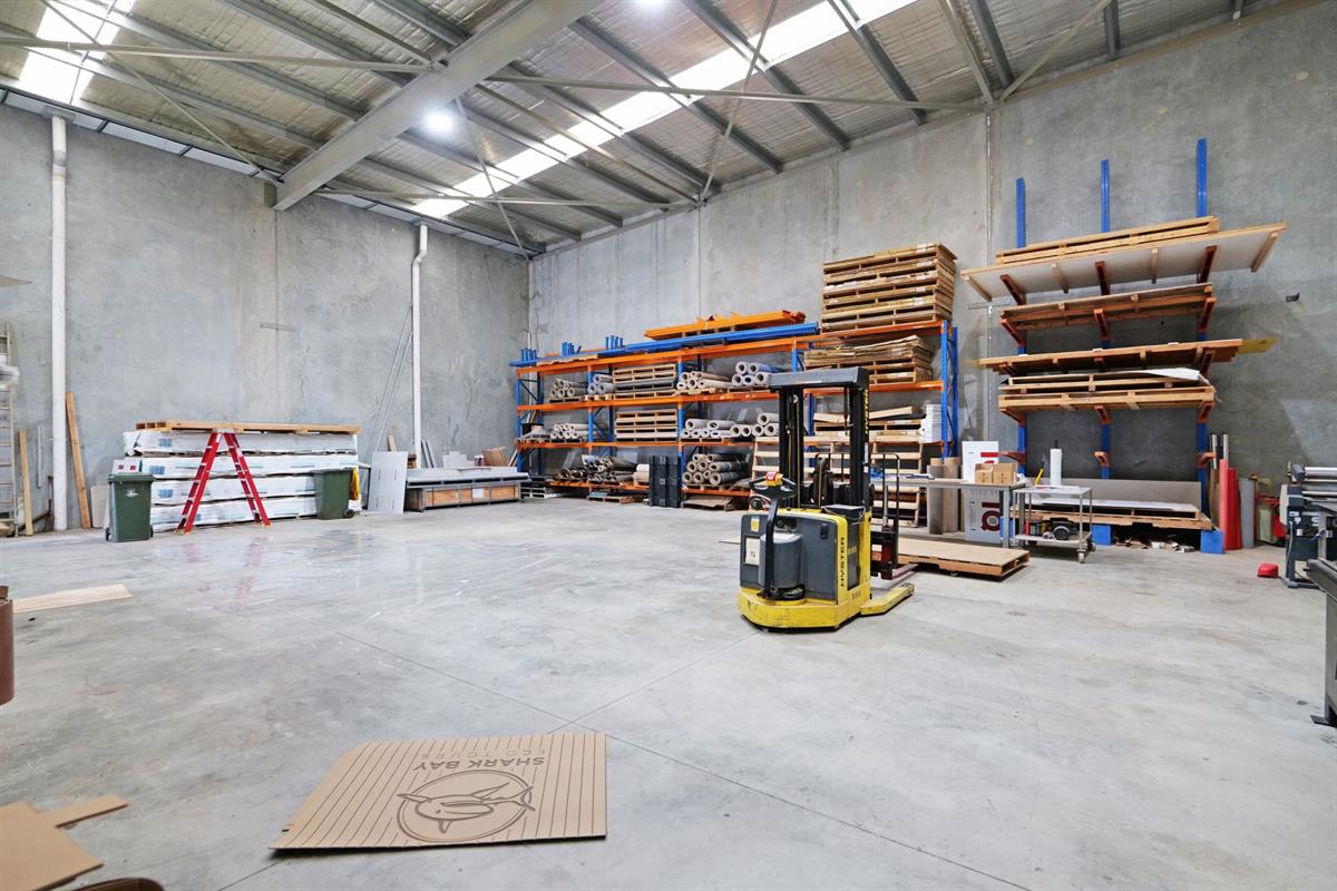 Unit 1/915 Cockburn Road