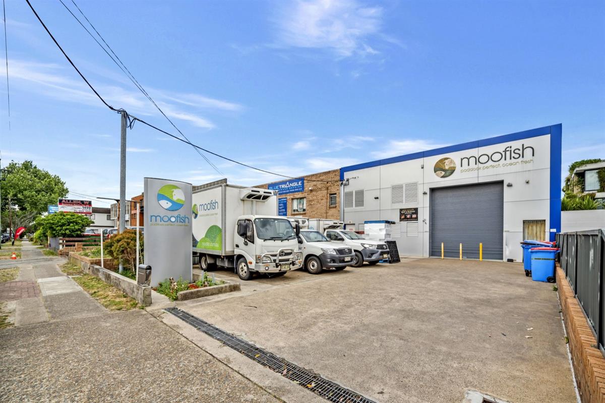 1505 Botany Road