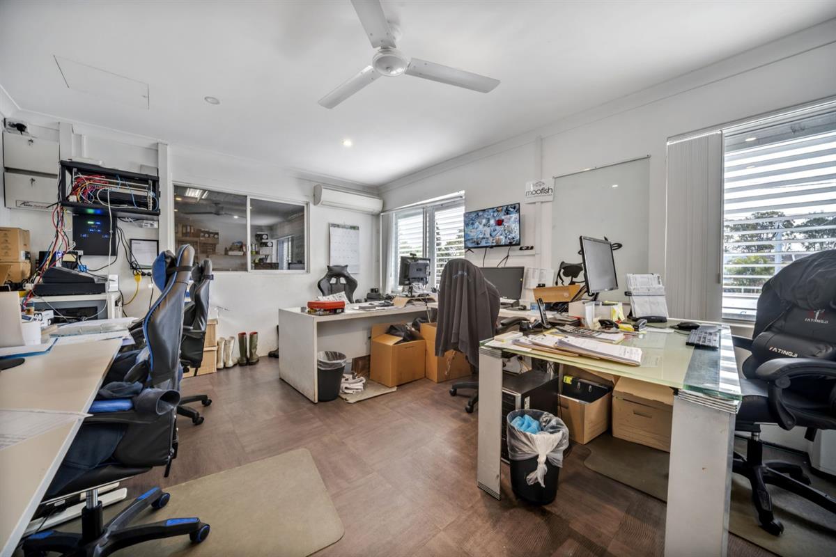 1505 Botany Road