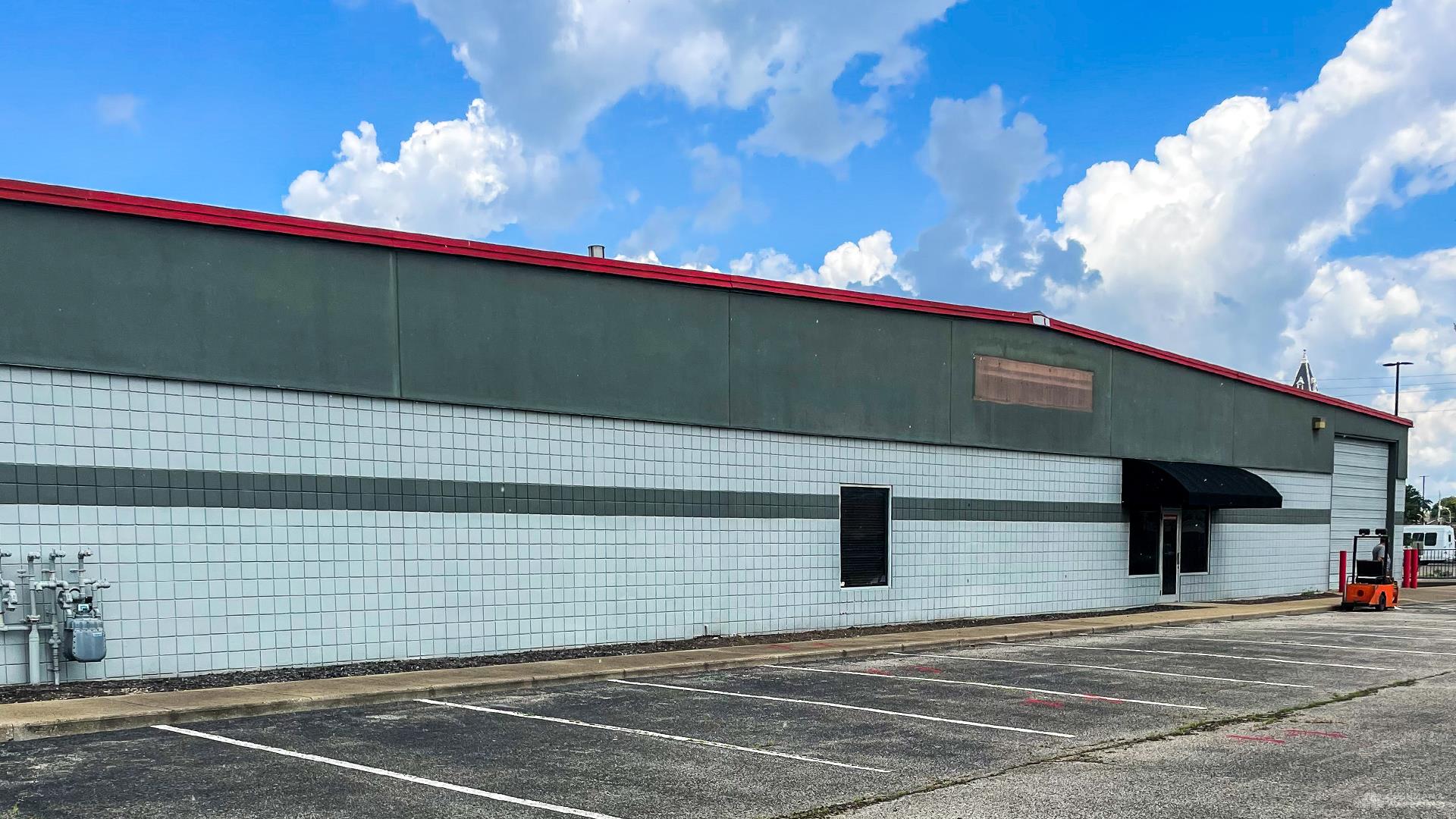 Louisville - Manufacturing