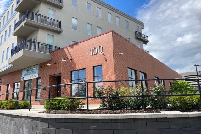 A1-100 Water Street West