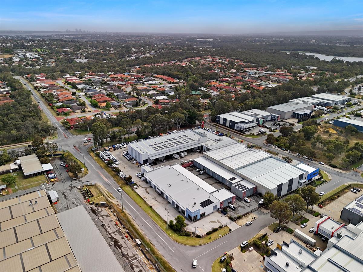 Units 2 & 3/1 Hathor Way