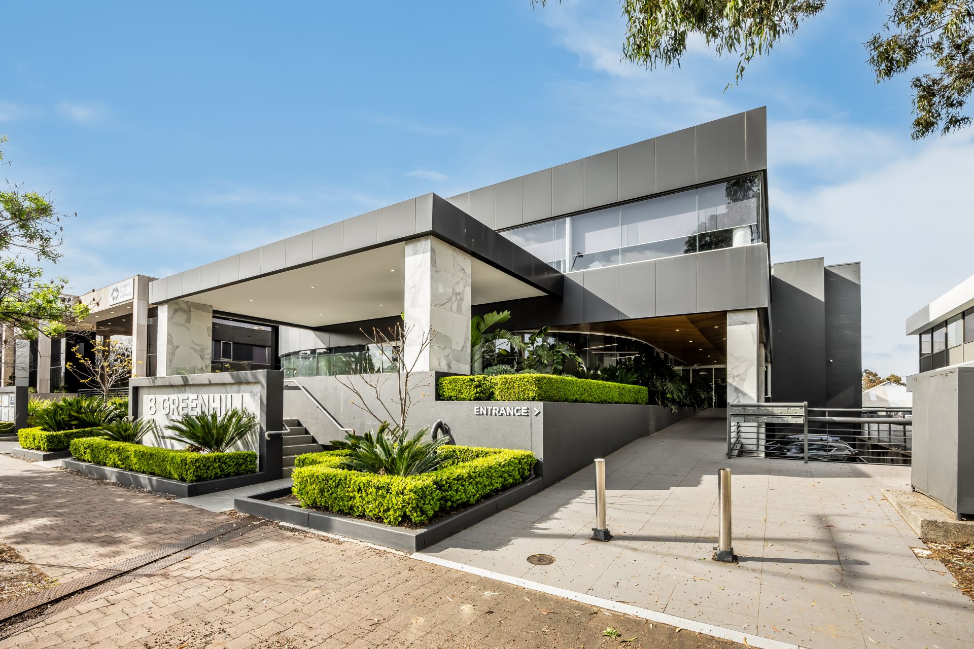 8 Greenhill Road