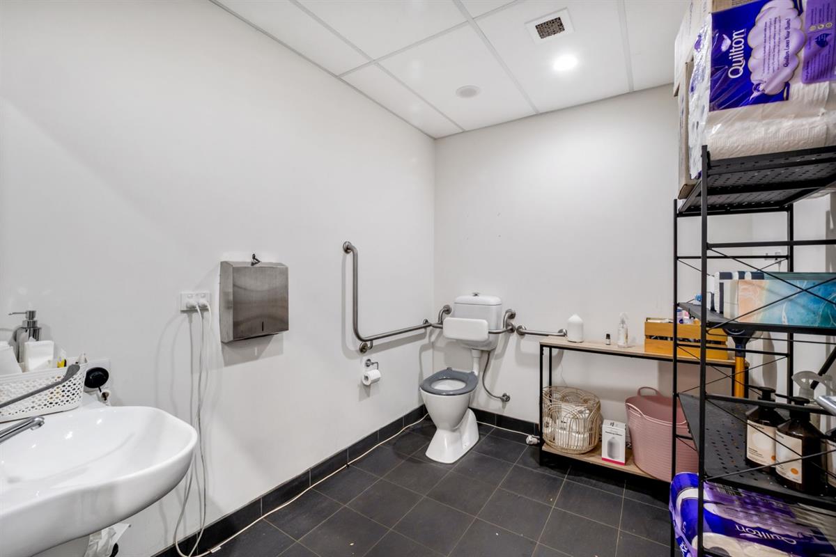 Unit 19/13-15 Baker Street