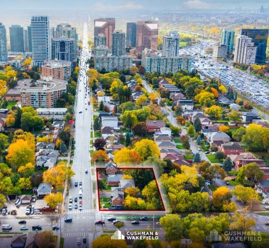 Toronto - Land