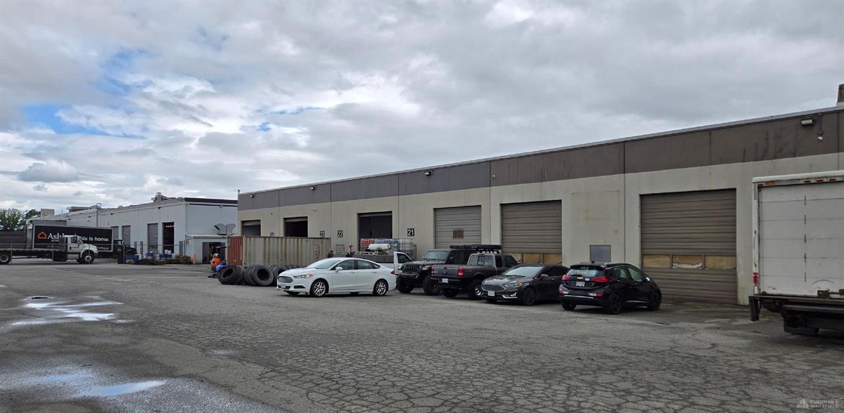 Langley - Warehouse/Distribution