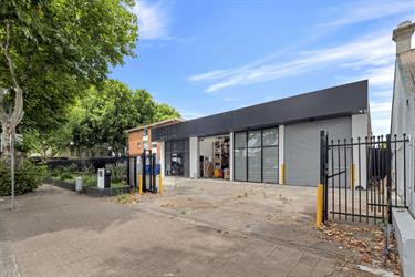 1225 Botany Road