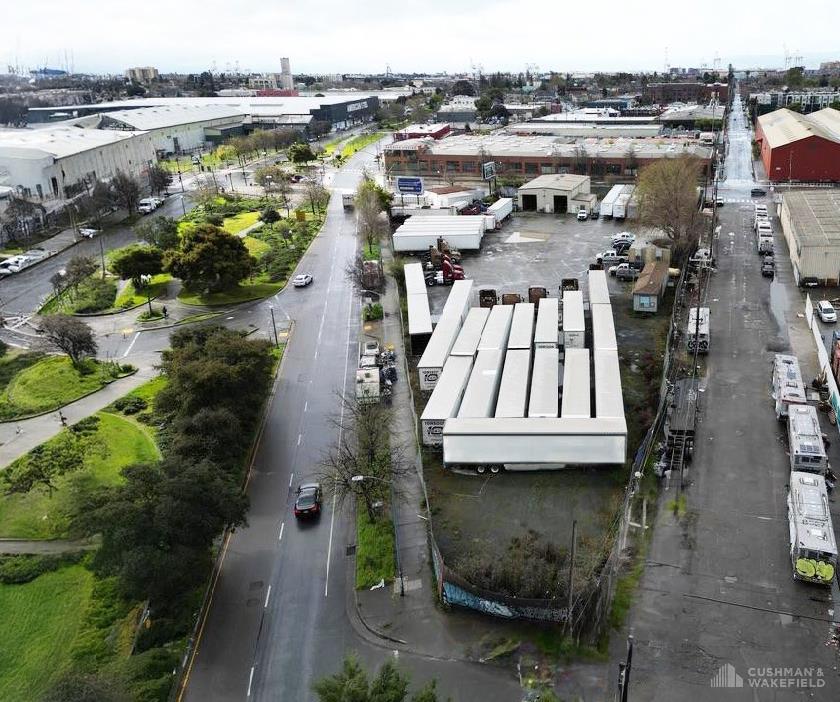 Oakland - Manufacturing