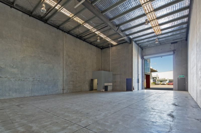 3/7 Luke St