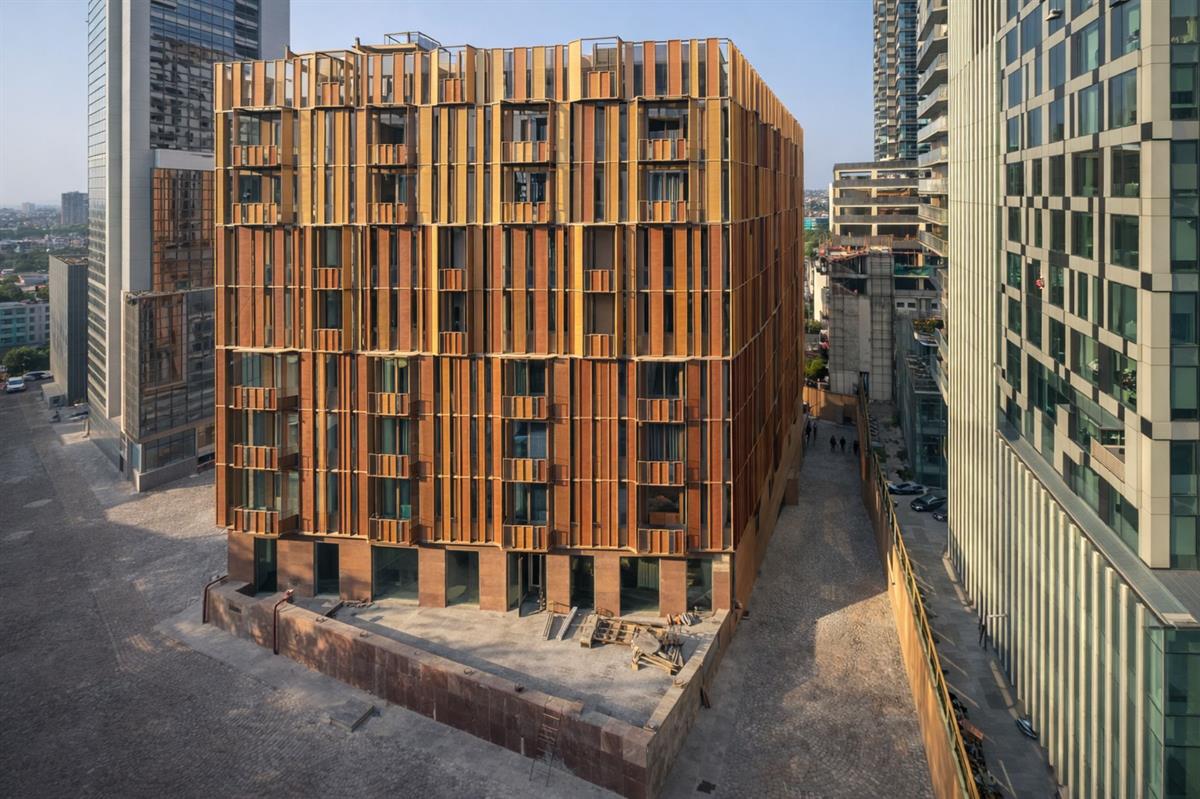 Republic Tower - Commercial Space for Lease in Noida3