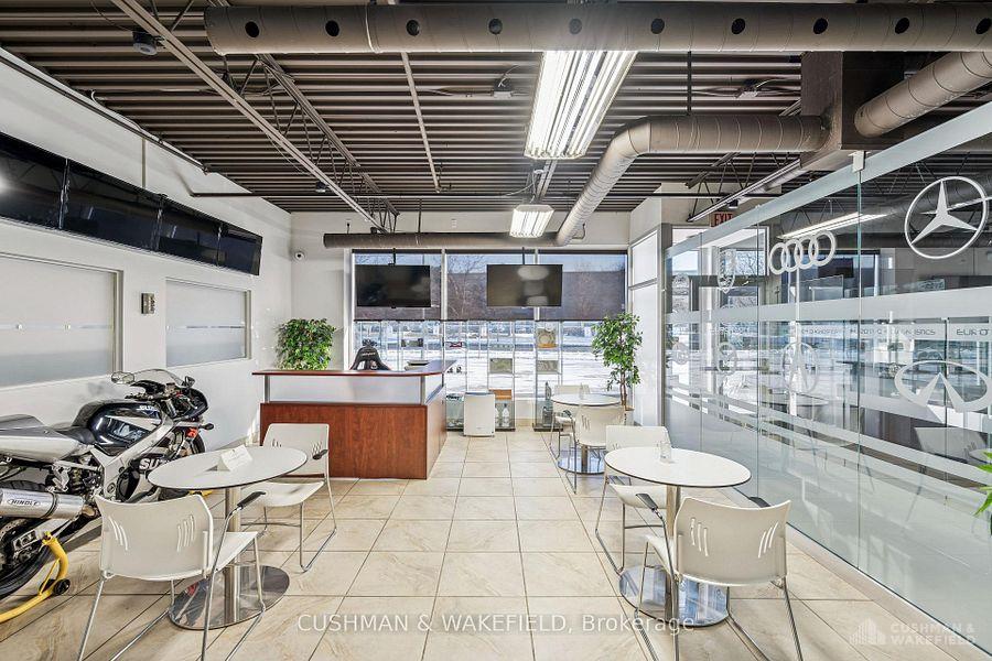 North York - Warehouse/Distribution