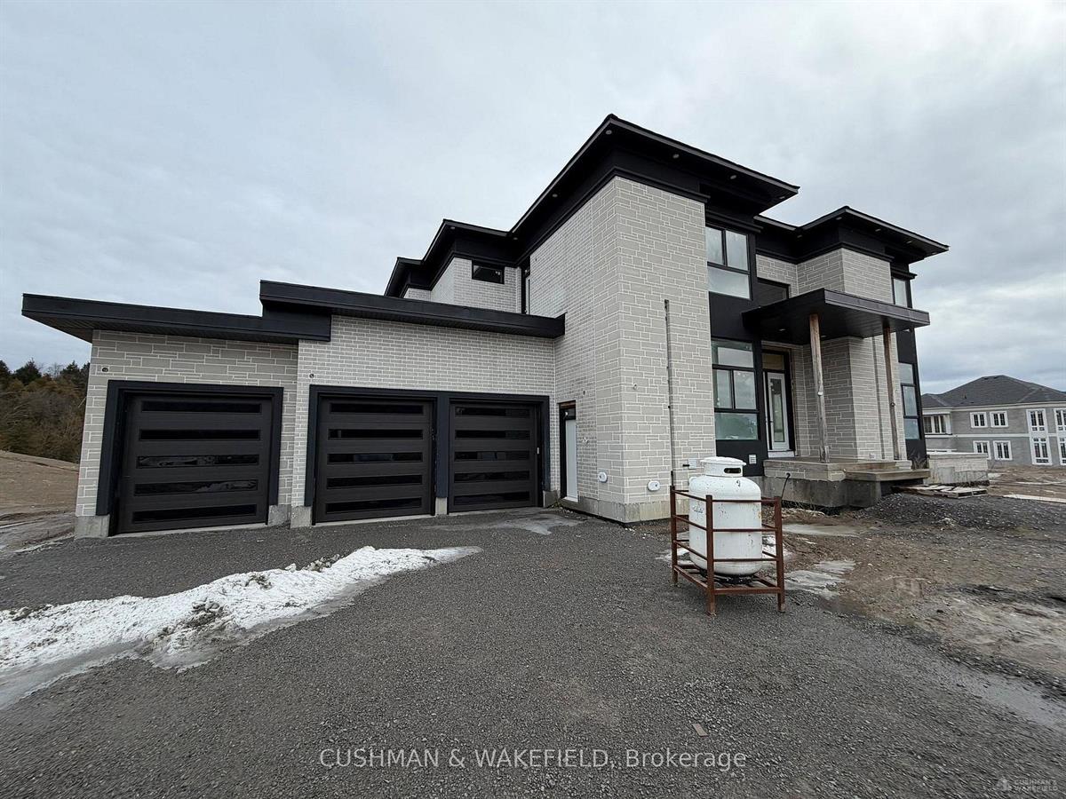 Clarington - Land