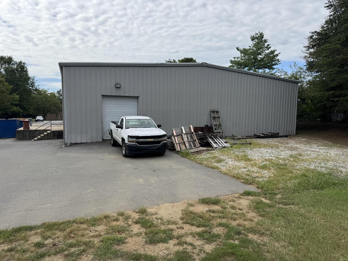 Greensboro - Warehouse/Distribution