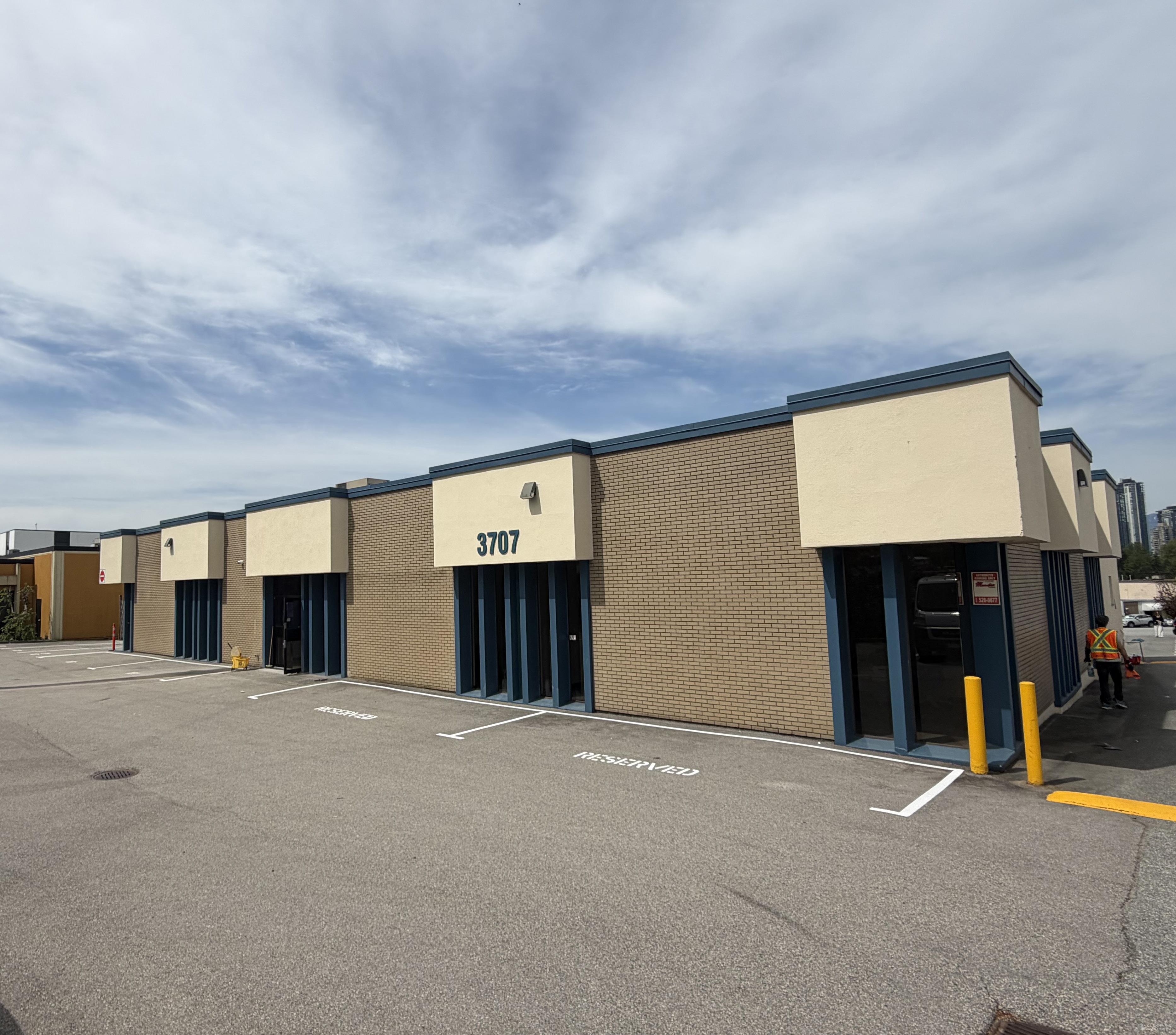 Burnaby - Warehouse/Distribution