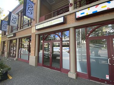 Victoria - Retail