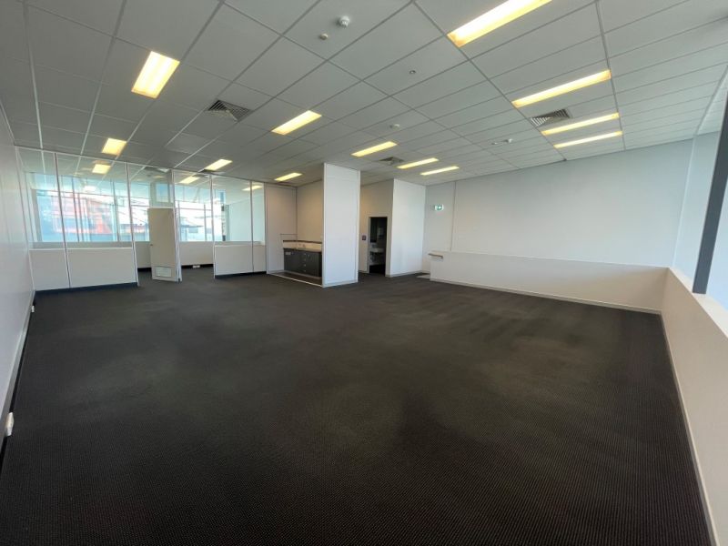 13B/8 Metroplex Avenue