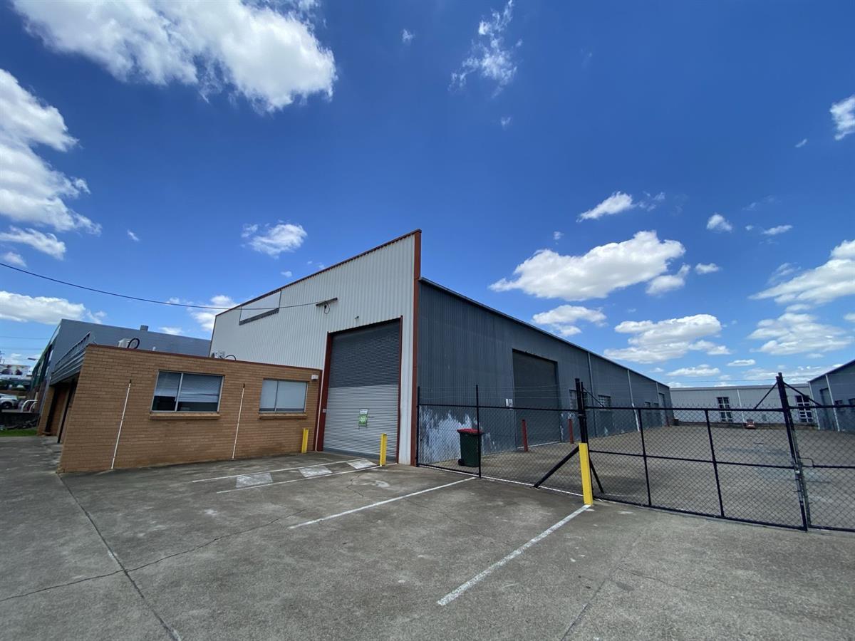 99-101 Bradman Street